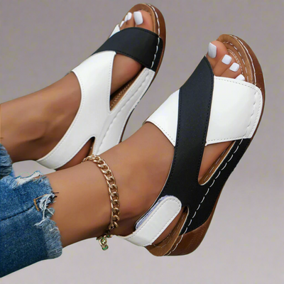 Alwine - Stijlvolle Comfort Wedges