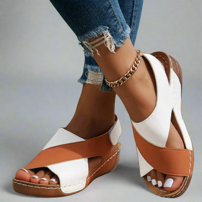 Alwine - Stijlvolle Comfort Wedges