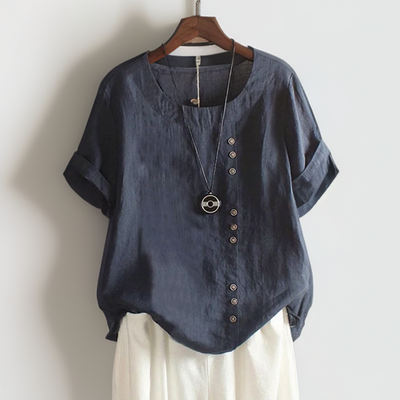 Isla - Chic T-Shirt met Knopen